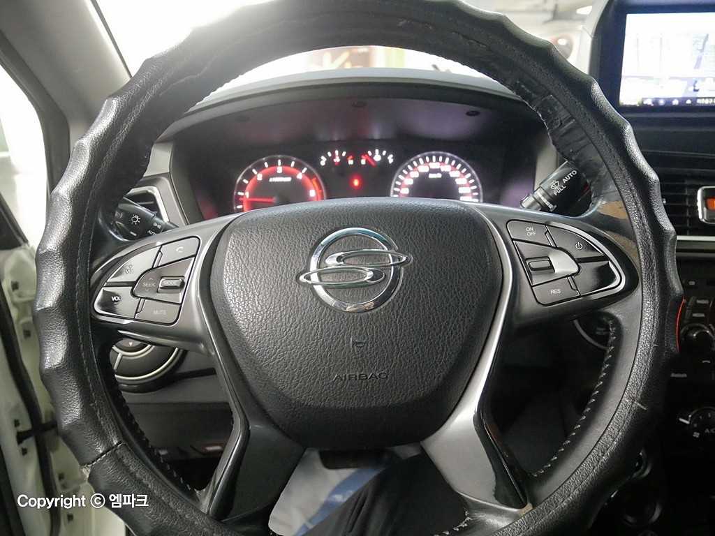 Ssangyong Korando - Vista 8