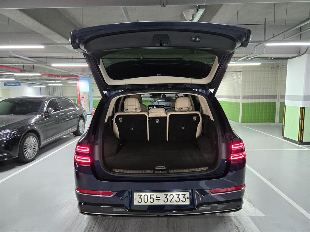 Genesis GV80 - Vista 7