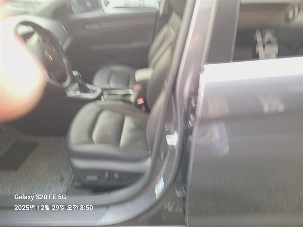 HYUNDAI Avante - Vista 7