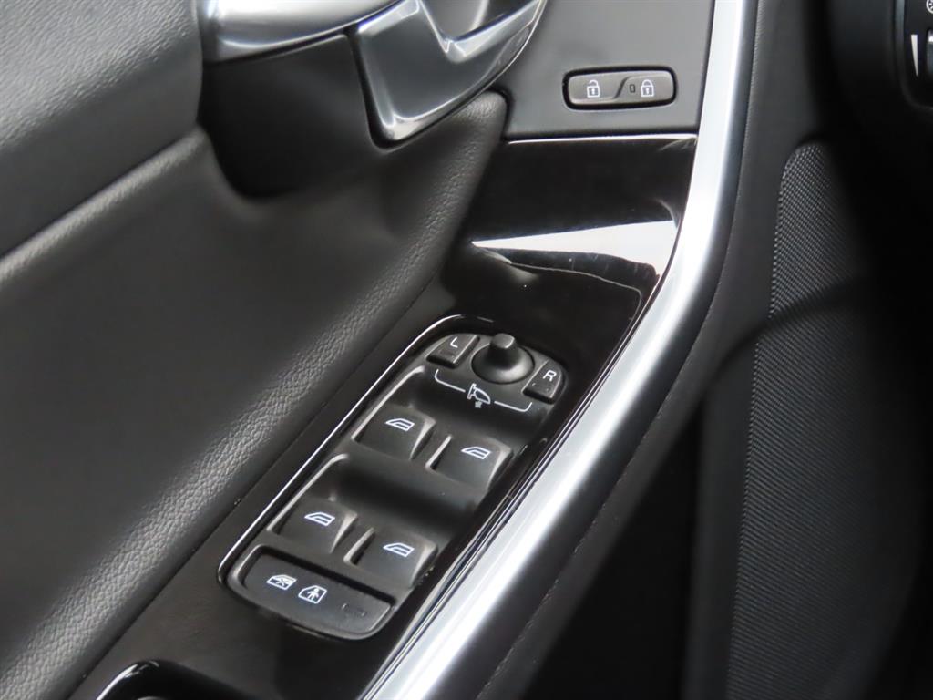 Volvo V60 2016 Café - Importación desde Corea - HF Imports Iquique - Foto 10