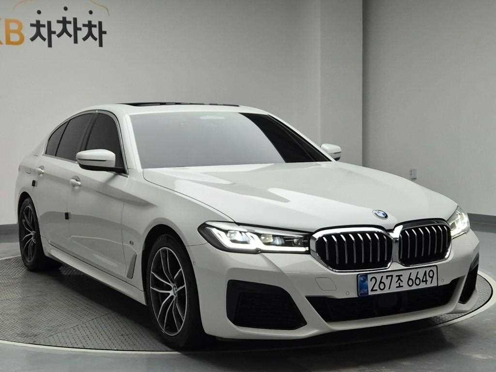 BMW 5 Series - Vista 4