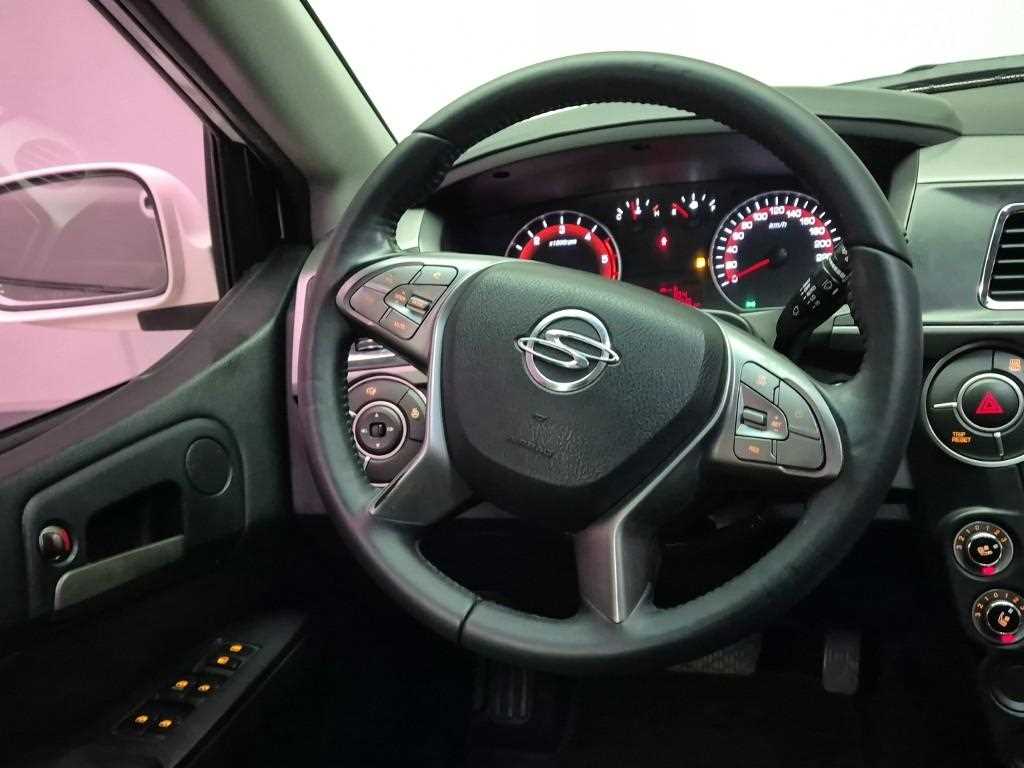 Ssangyong Korando - Vista 9