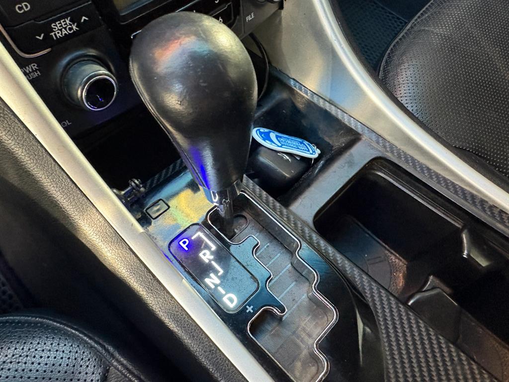 HYUNDAI Sonata - Vista 9