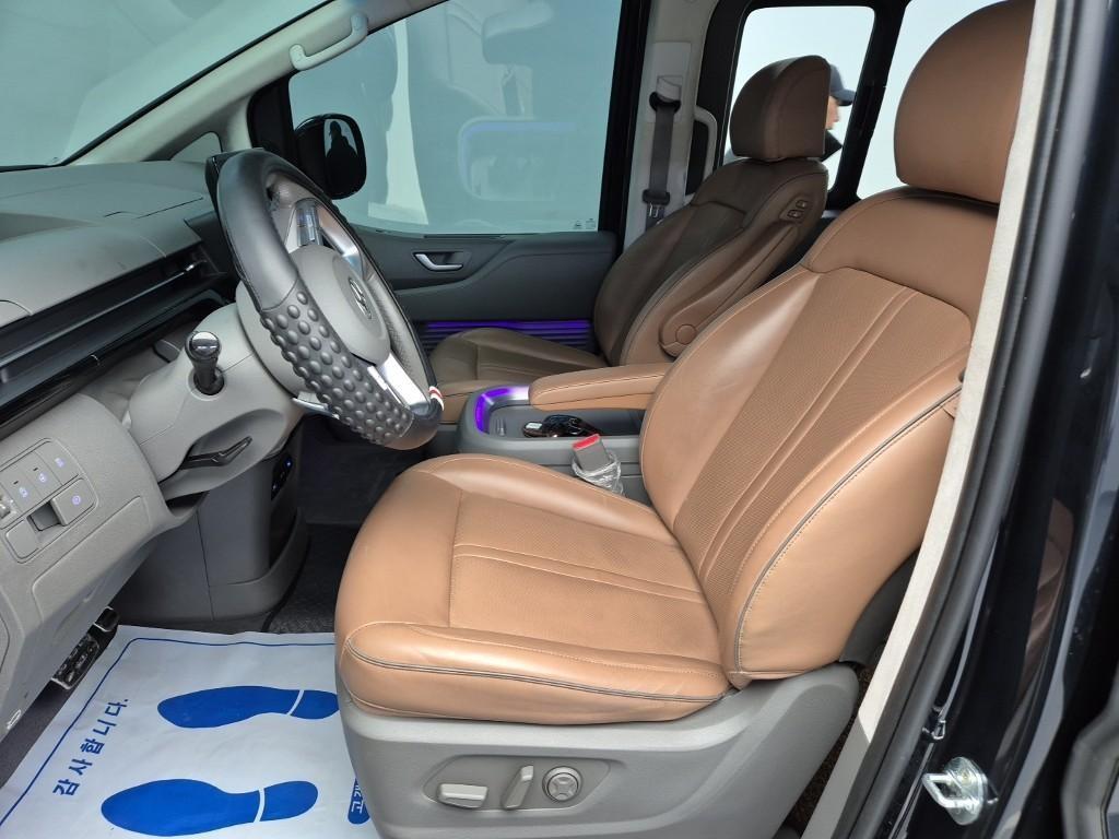 HYUNDAI Staria 2022 Negro - Importación desde Corea - HF Imports Iquique - Foto 17