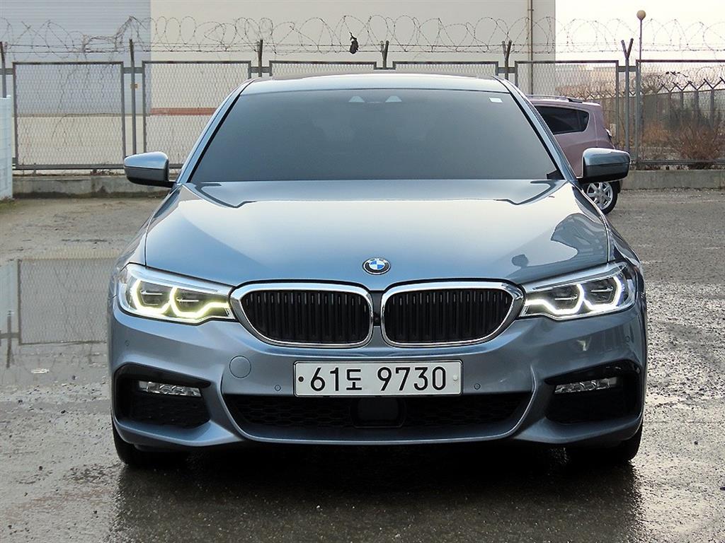 BMW 5 Series 2017 Gris - Importación desde Corea - HF Imports Iquique - Foto 1