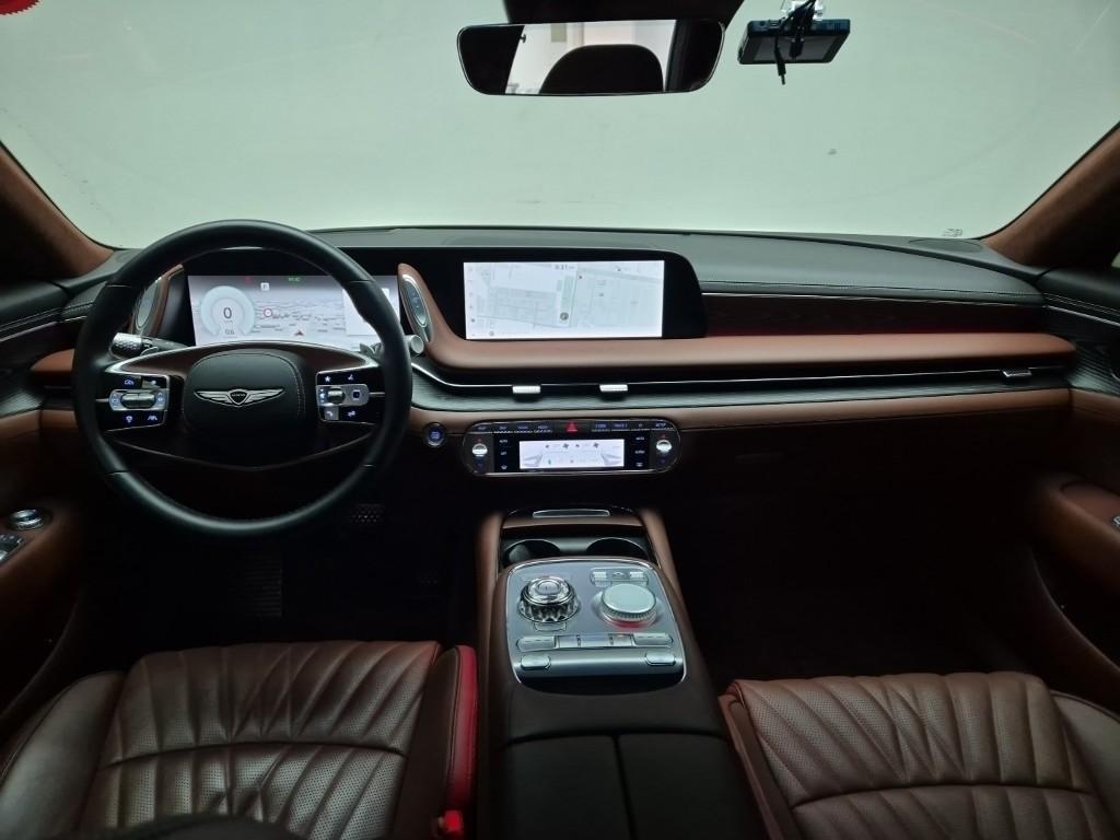 Genesis G90 - Vista 7