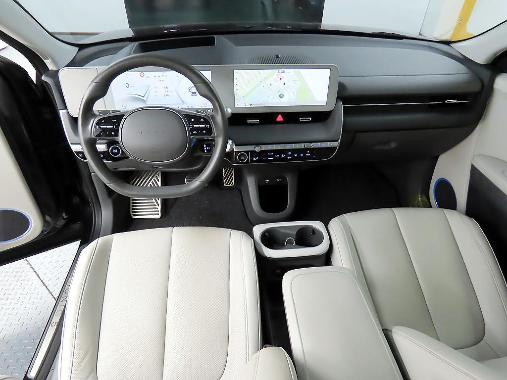 HYUNDAI Ioniq 5 - Vista 7