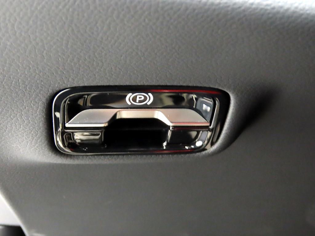 Mercedes Benz E class - Vista 10