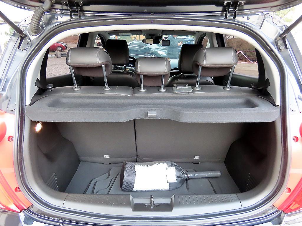 Chevrolet Spark 2019 Negro - Importación desde Corea - HF Imports Iquique - Foto 18