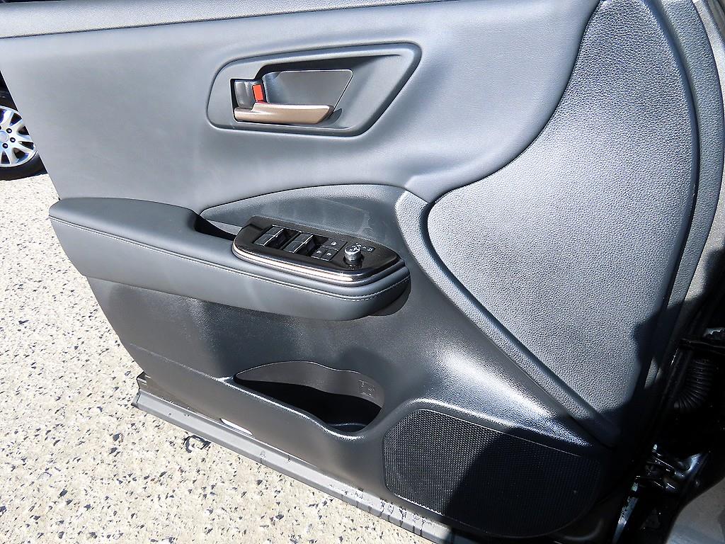 Toyota Crown - Vista 11