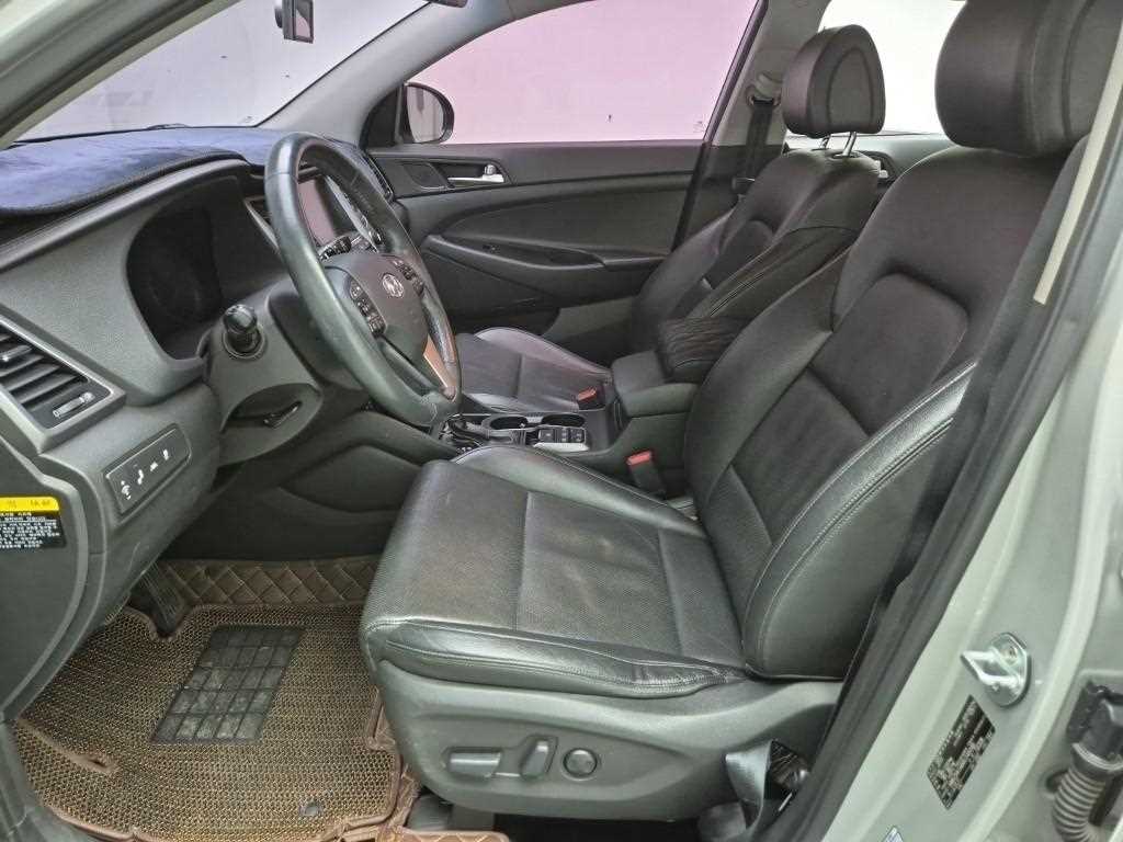 HYUNDAI Tucson - Vista 11