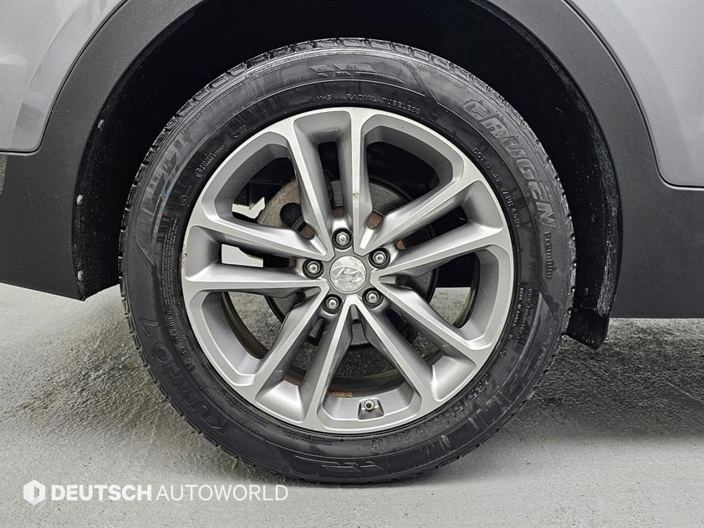 HYUNDAI Santa Fe - Vista 5