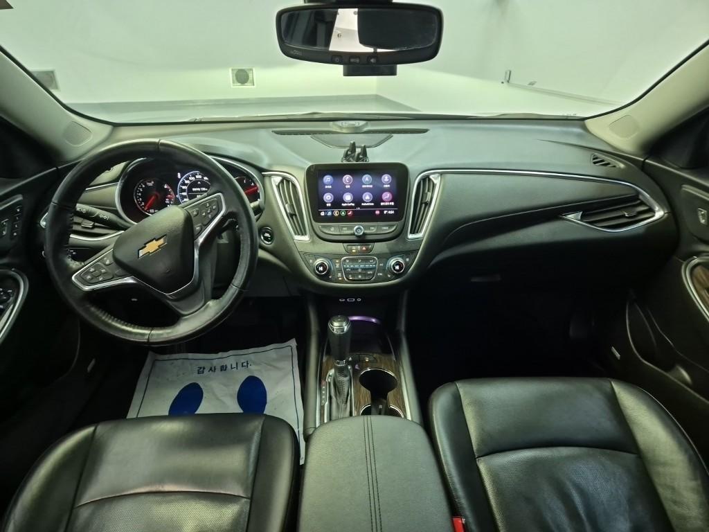 Chevrolet Malibu - Vista 7