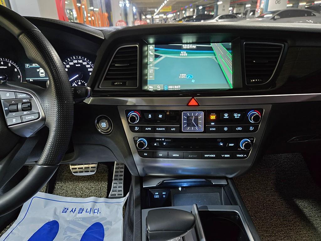 Genesis G80 - Vista 11