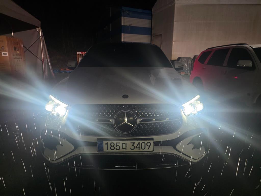 Mercedes Benz GLE Class 2023 Blanco - Importación desde Corea - HF Imports Iquique - Foto 1