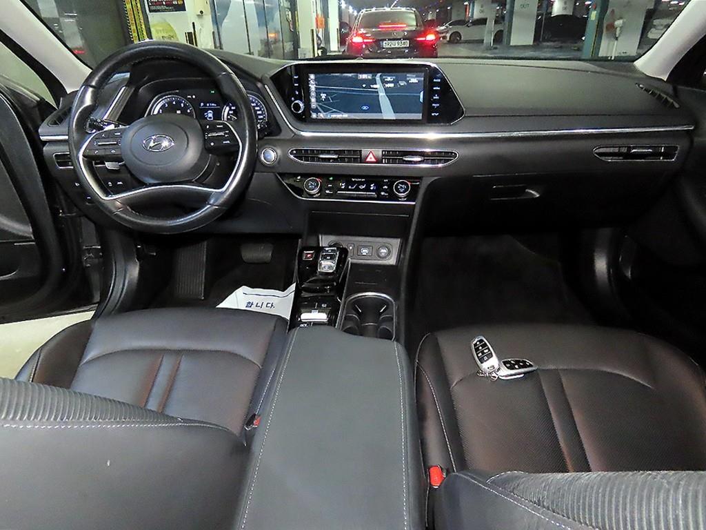 HYUNDAI Sonata - Vista 10