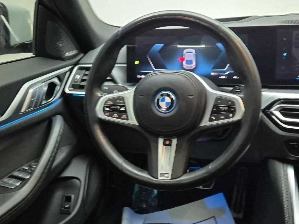 BMW i4 - Vista 9