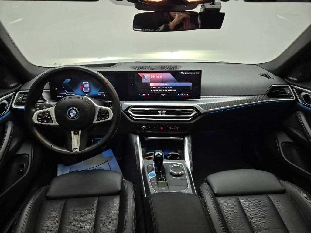 BMW i4 - Vista 7
