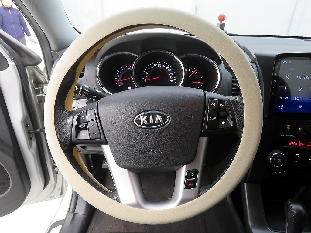 KIA Sorento - Vista 11