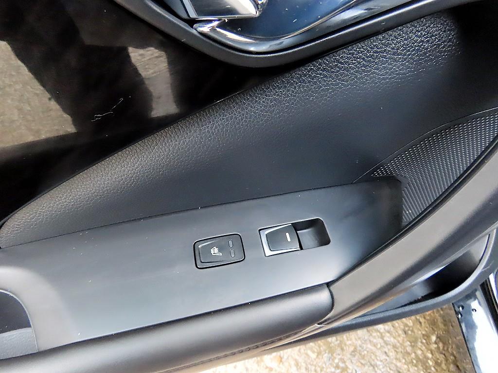 HYUNDAI Grandeur 2016 Negro - Importación desde Corea - HF Imports Iquique - Foto 16