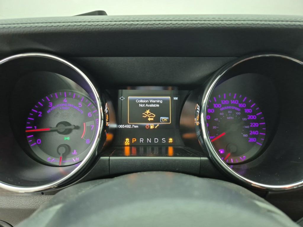 Ford Mustang - Vista 7