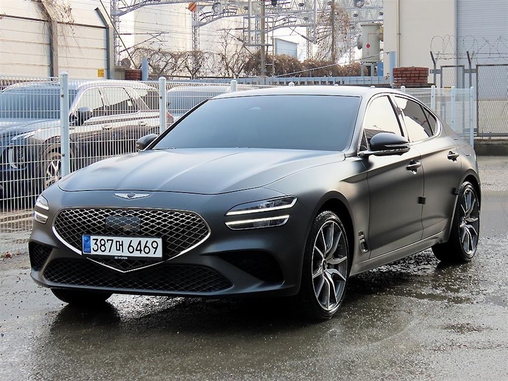 Genesis G70 - Vista 2