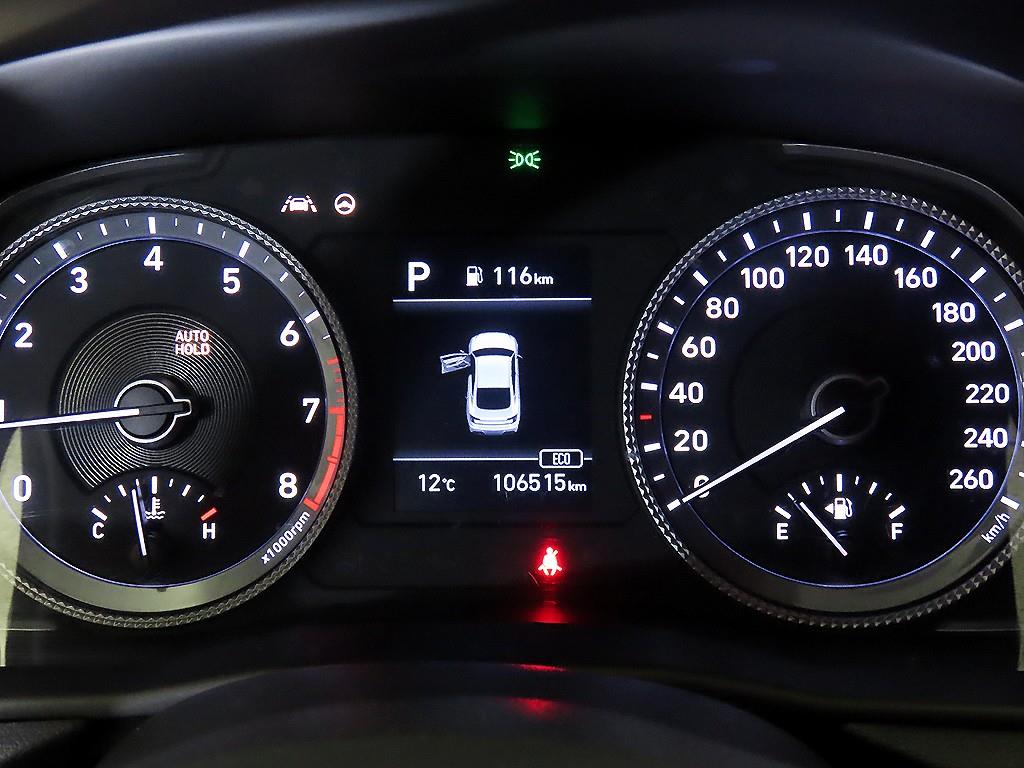 HYUNDAI Sonata - Vista 9