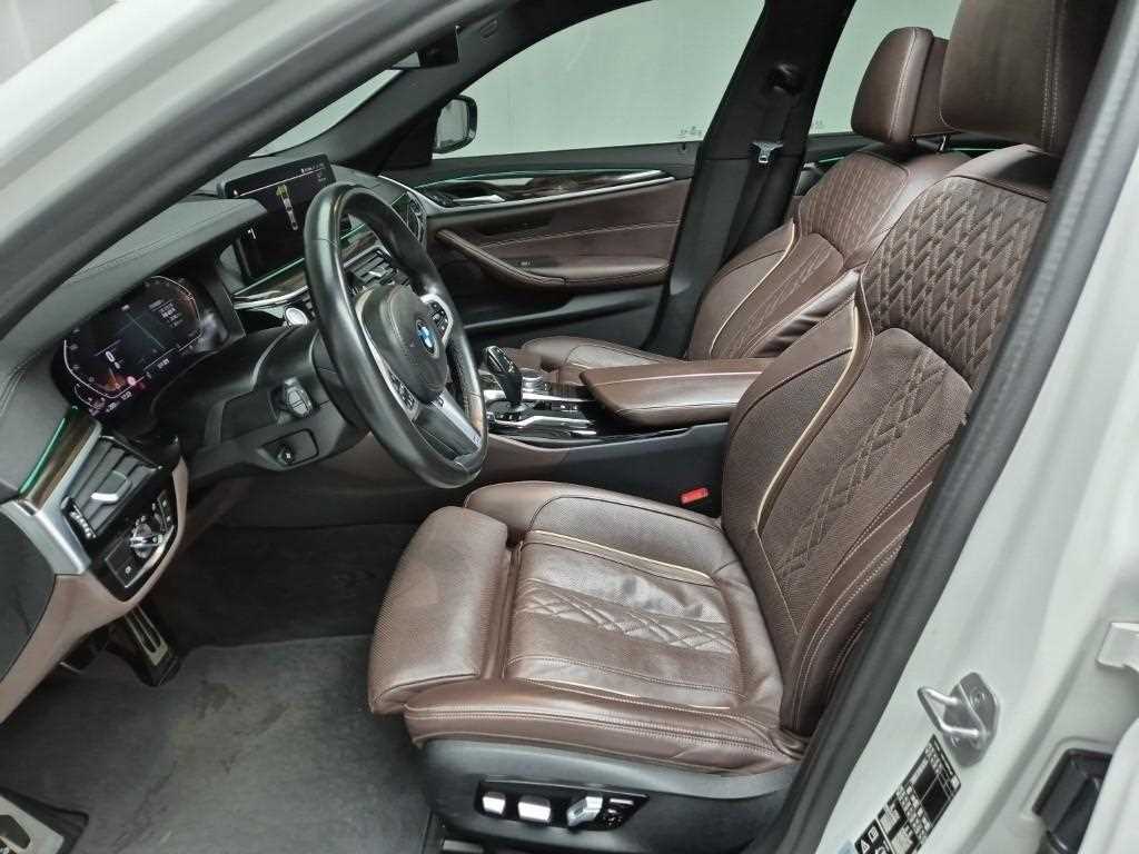 BMW 5 Series - Vista 11