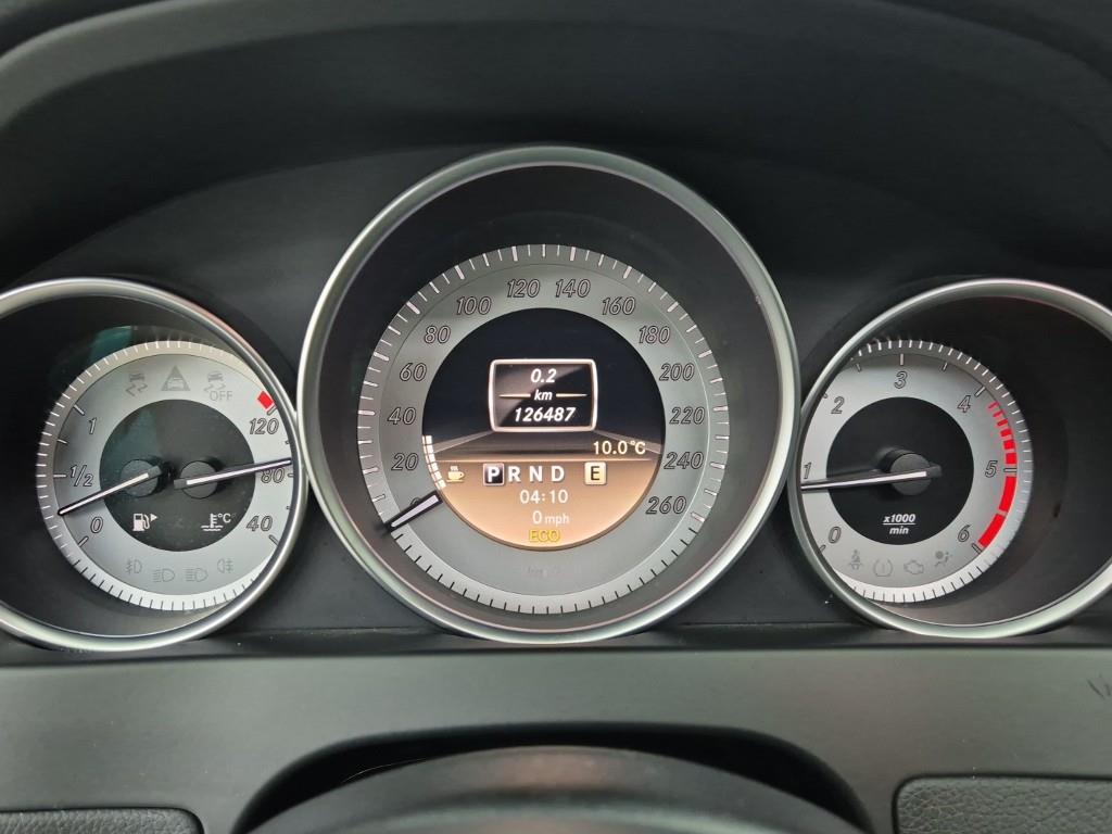 Mercedes Benz C Class - Vista 7