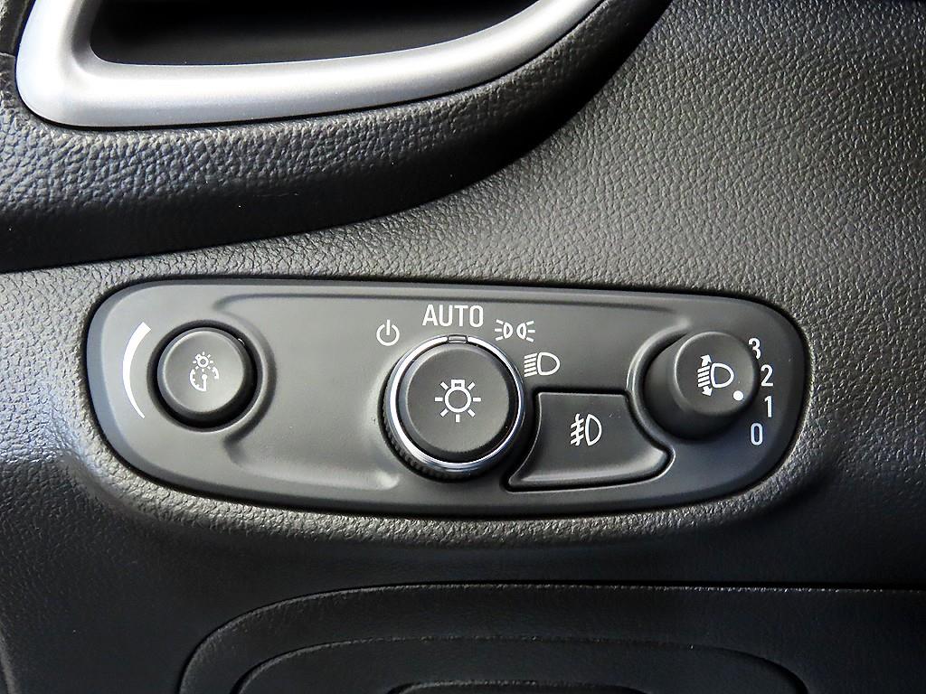 Chevrolet Trax 2019 Azul - Importación desde Corea - HF Imports Iquique - Foto 14