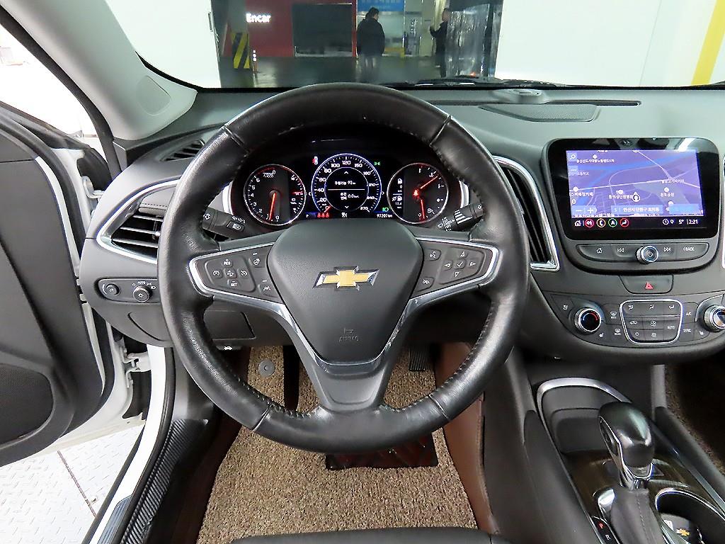 Chevrolet Malibu - Vista 9