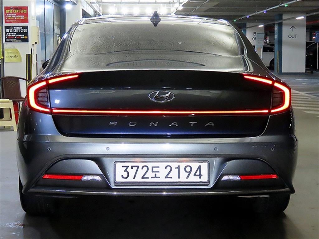 HYUNDAI Sonata - Vista 5