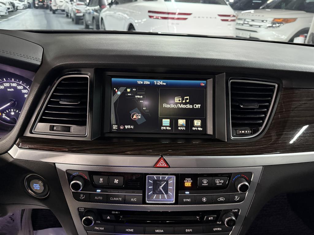 Genesis G80 2018 Negro - Importación desde Corea - HF Imports Iquique - Foto 13