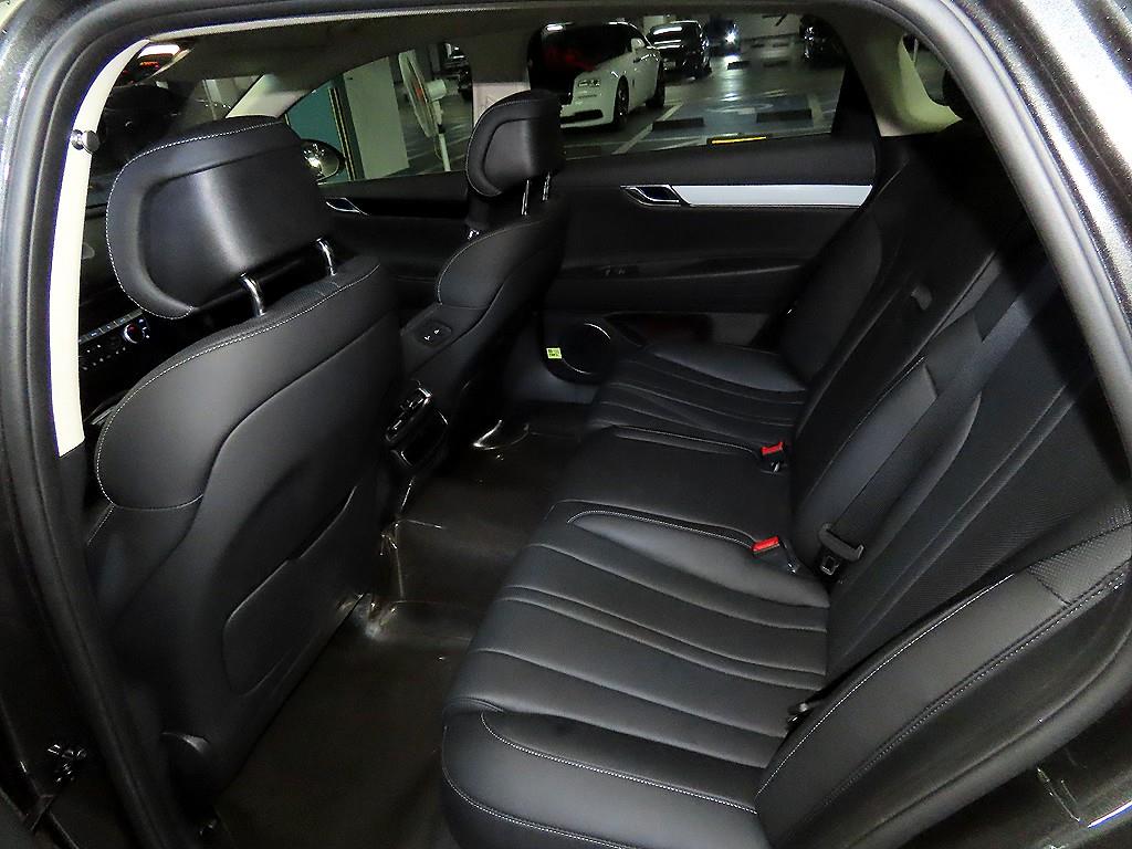 Genesis G80 - Vista 7