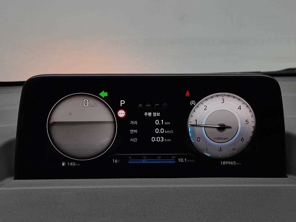 HYUNDAI Staria - Vista 6