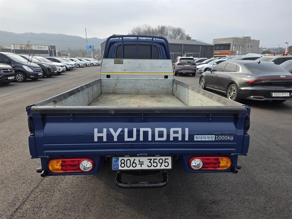 Small Truck Cargo (small) - Vista 4
