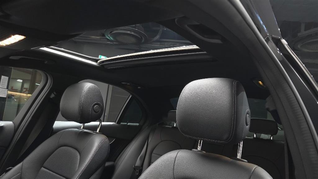 Mercedes Benz C Class 2021 Gris - Importación desde Corea - HF Imports Iquique - Foto 19