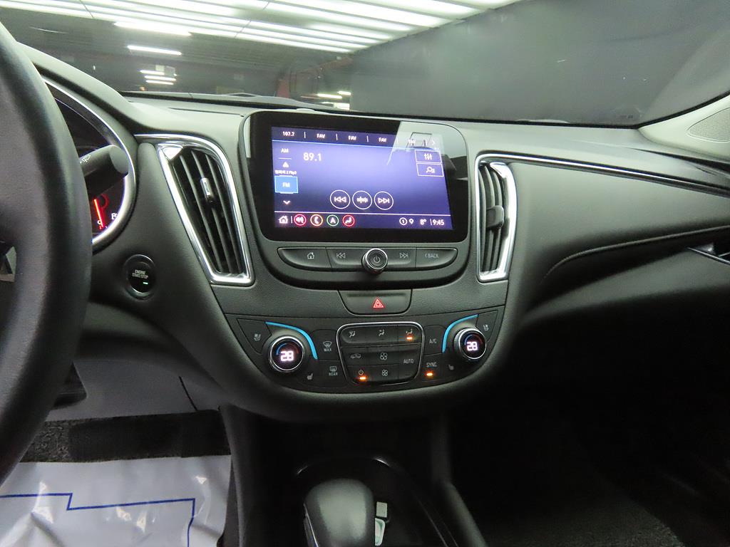 Chevrolet Malibu - Vista 10