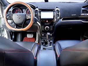 Ssangyong Tivoli - Vista 10