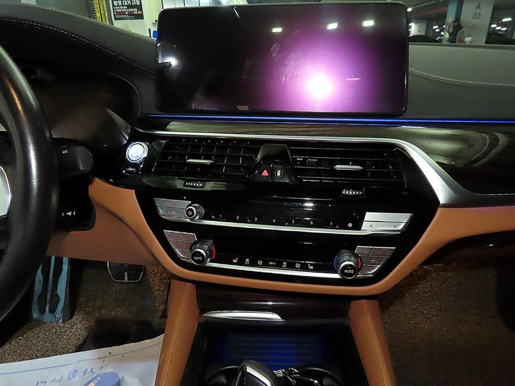 BMW 5 Series - Vista 11