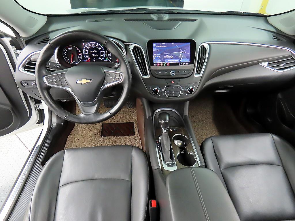 Chevrolet Malibu - Vista 7