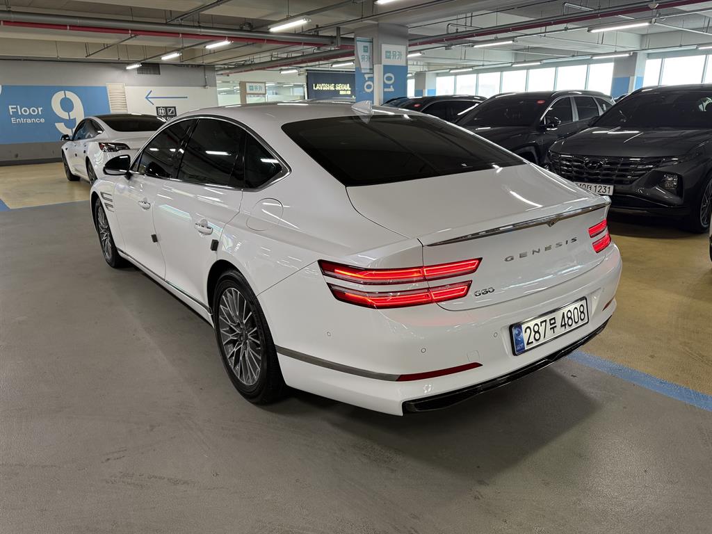 Genesis G80 - Vista 4