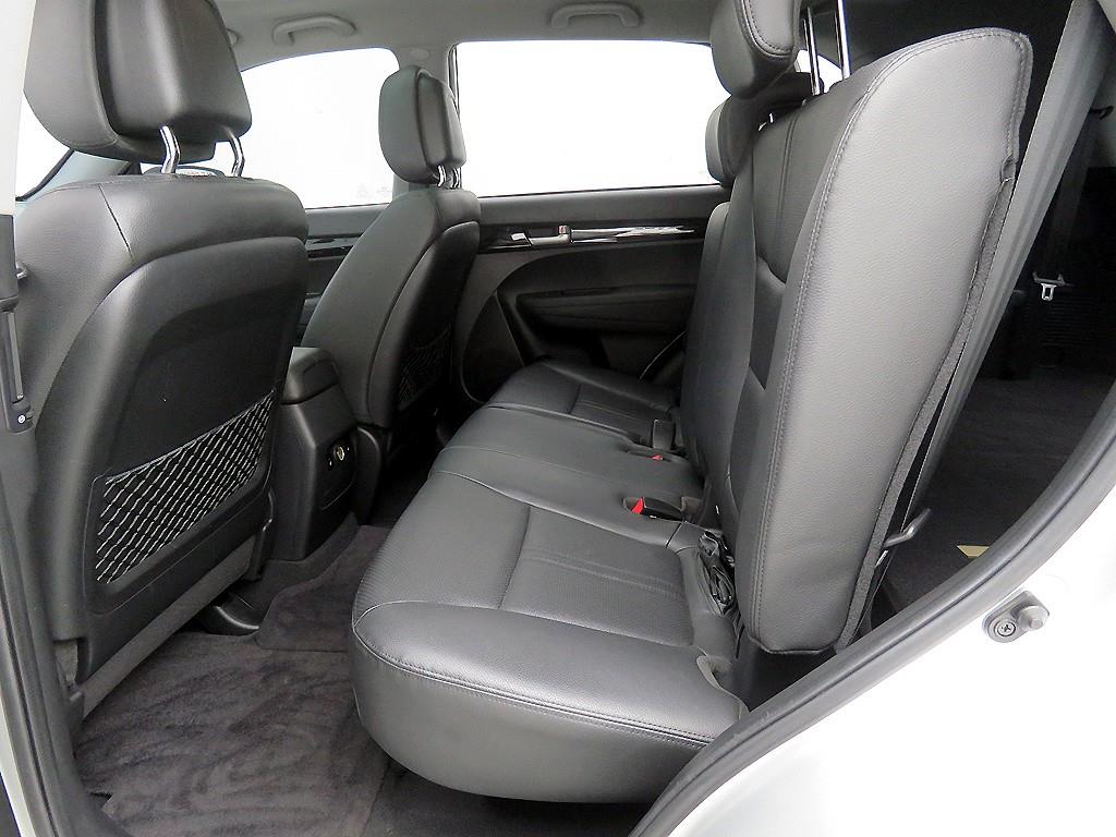 KIA Sorento - Vista 7