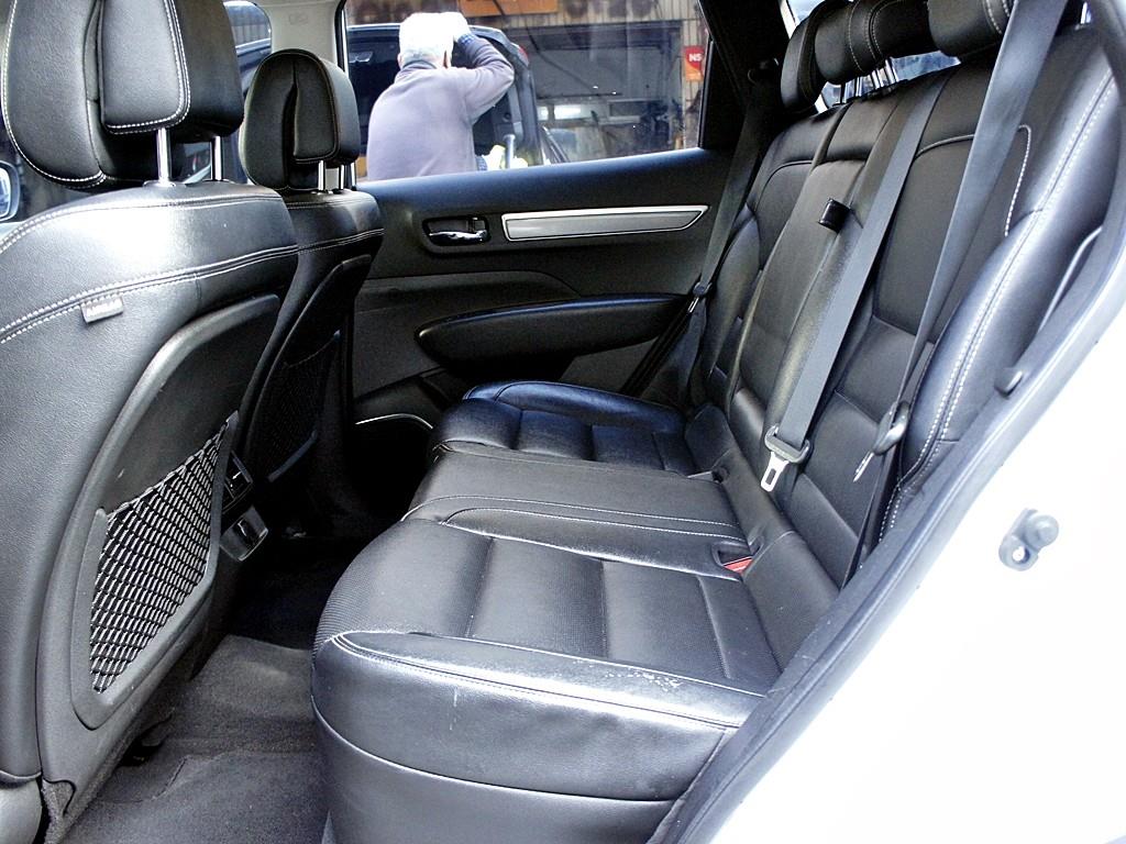 SAMSUNG QM6 - Vista 11