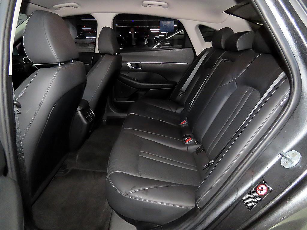 HYUNDAI Sonata - Vista 7