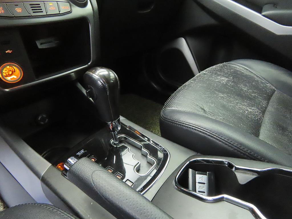 Ssangyong Korando - Vista 11