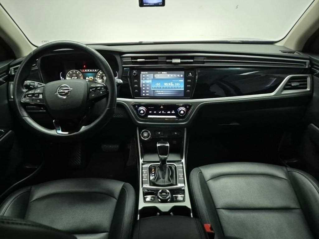 Ssangyong Korando - Vista 7