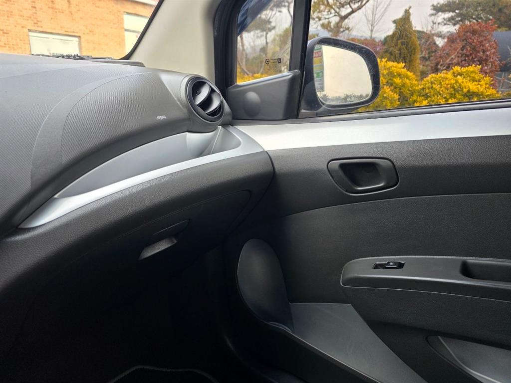 Chevrolet Spark - Vista 8