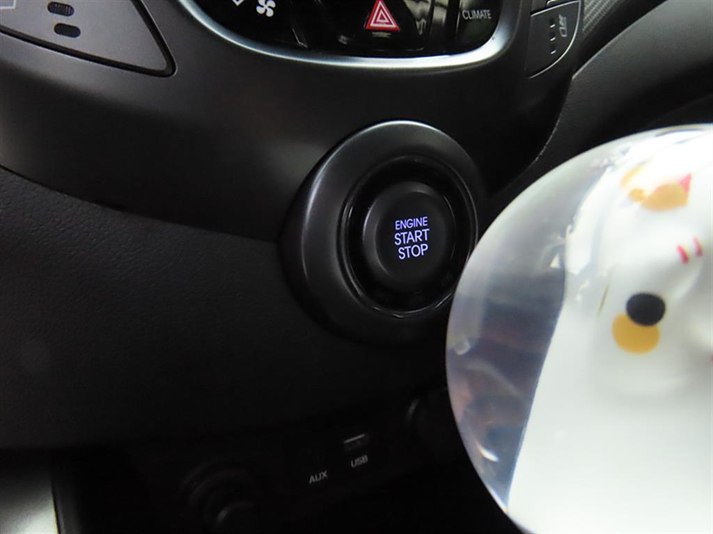 HYUNDAI Veloster - Vista 11