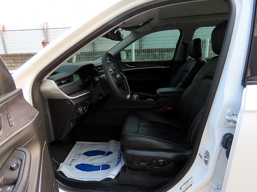 Jeep Cherokee - Vista 4